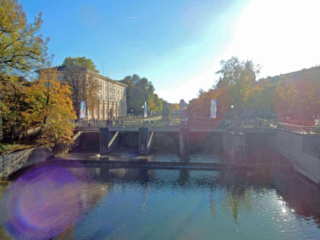 Muenchen_colorful_autumn