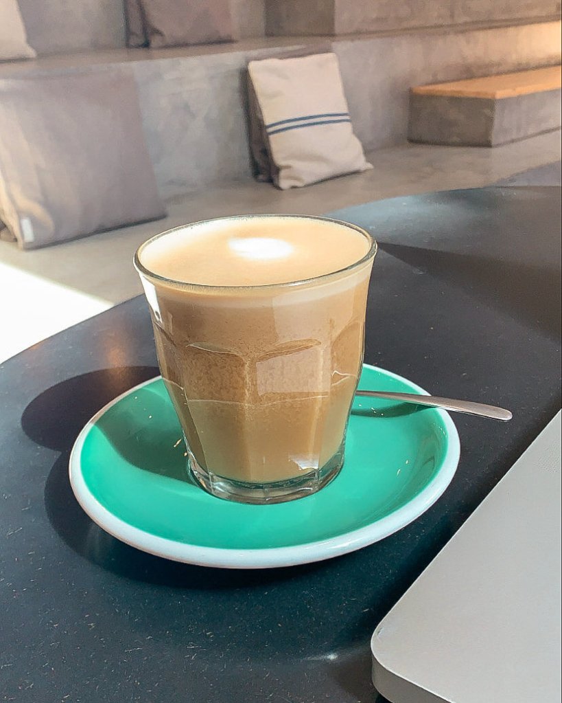 bohl-barcelona-vegan-cappuccino